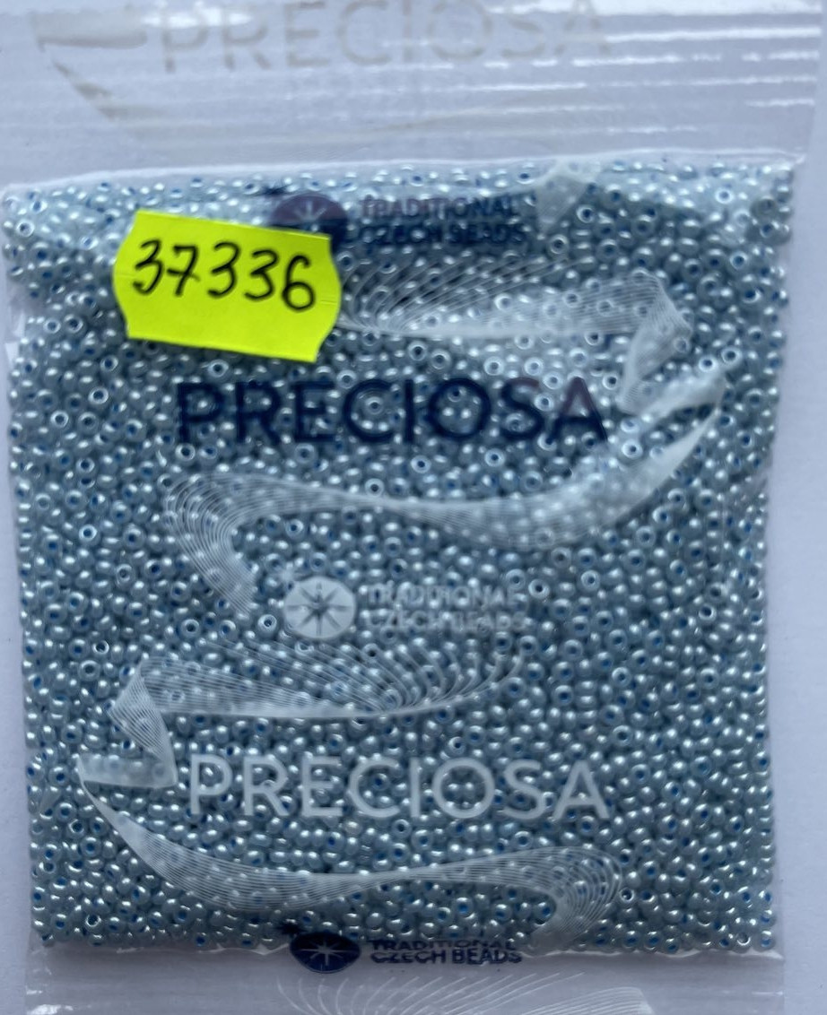 Бісер 10/0, колір — синій перламутровий, No37336 (пач.50 грамів)