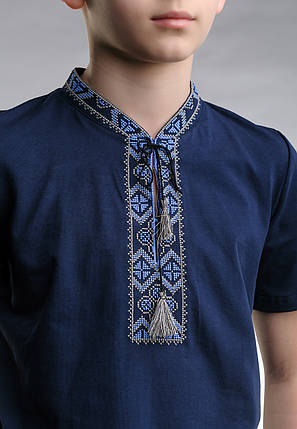 Класична дитяча футболка з вишивкою «Козацька (синя вишивка)» 134, фото 2