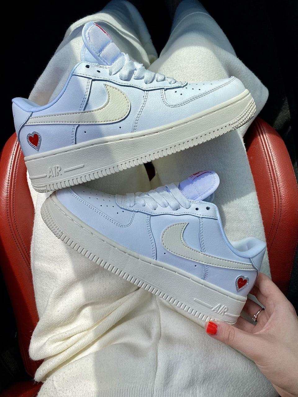 Чоловічі / жіночі кросівки Nike Air Force 1 valentine's Day low | Найк Аір Форс 1 Валентин Білі