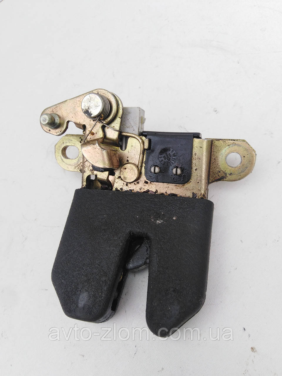 Замок кришки багажника Volkswagen Bora, Бора. Седан. 1J5827505D., фото 1