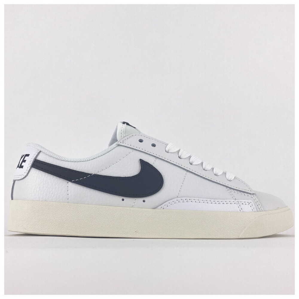 Жіночі кросівки Nike Blazer Mid '77 Low White Black, білі шкіряні кросівки найк блейзер мід, фото 1