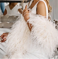 Пір'я, боа для свята