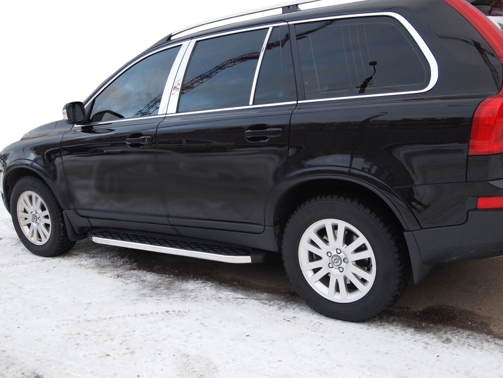 Бокові пороги BlackLine (2 шт., алюміній) для Volvo XC90 2002-2016 рр.