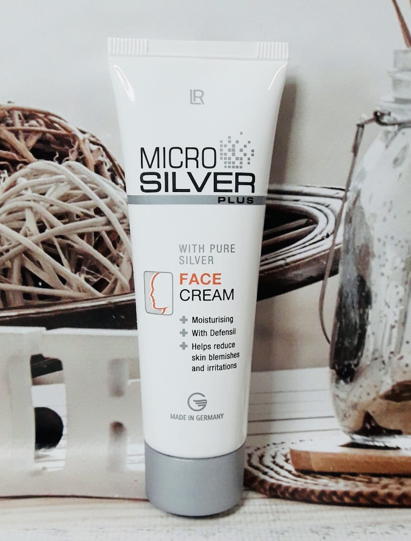 Зволожувальний чоловічий крем для обличчя LR Microsilver Plus Face Cream