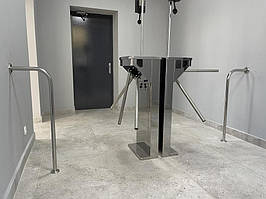 У нас вы можете заказать перила для лестницы из нержавеющей стали. Жилстрой - 2 ул. Клочковская 343а г. Харьков 2