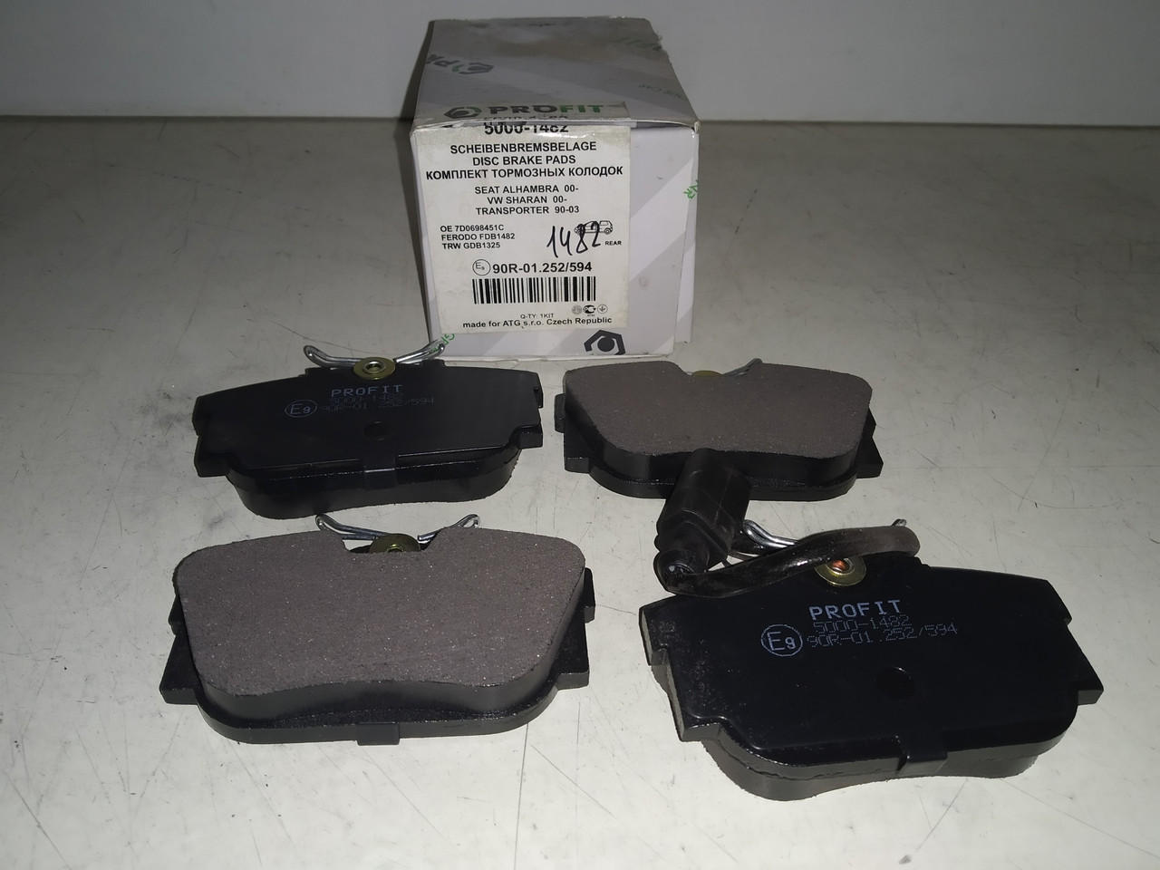 PROFIT Колодки гальмівні задні SEAT ALHAMBRA 00-, VW SHARAN 00-, TRANSPORTER (T4) 90-03, фото 1