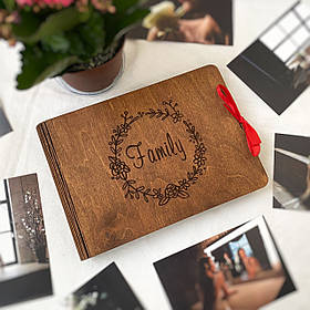 Сімейний альбом для фото 10*15 з дерева "Family" | Подарунок для дівчини, дружини, подруги на день народження