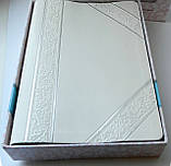 Біблія білого кольору з тисненням подарункова на день вінчання, 17,5х24,5 см, фото 2