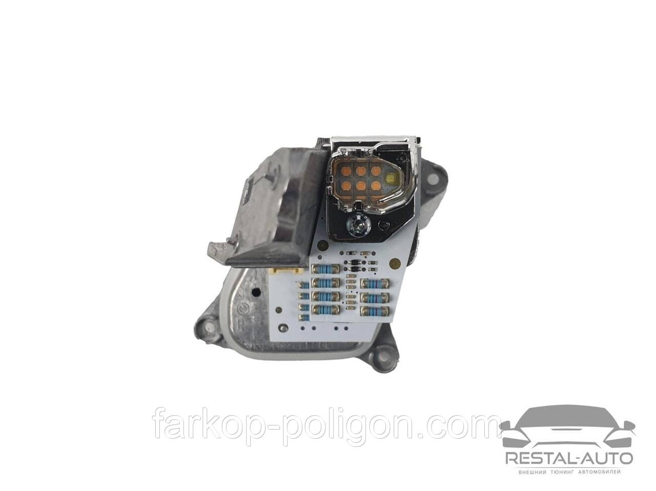 Модуль правого покажчика повороту на BMW X5 / X6 ( 63117381454 )