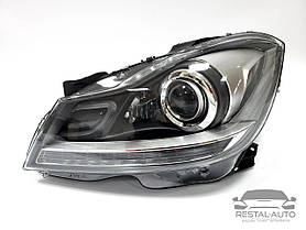 Передні фари Mercedes C-Class W204 2011-2014 рік ( Xenon Adaptive )