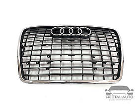 Решітка радіатора на Audi A6 C6 2004-2011 рік Сіра з хромом ( Стандартна )
