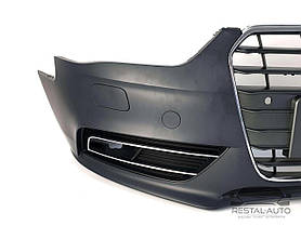 Передній бампер на Audi A4 B8 2011-2015 роки ( Стандарт без місць під парктроніки )