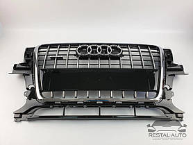 Тюнінг Решітка радіатора Audi Q5 2008-2012 рік Чорна з хромом (в стилі S-Line)