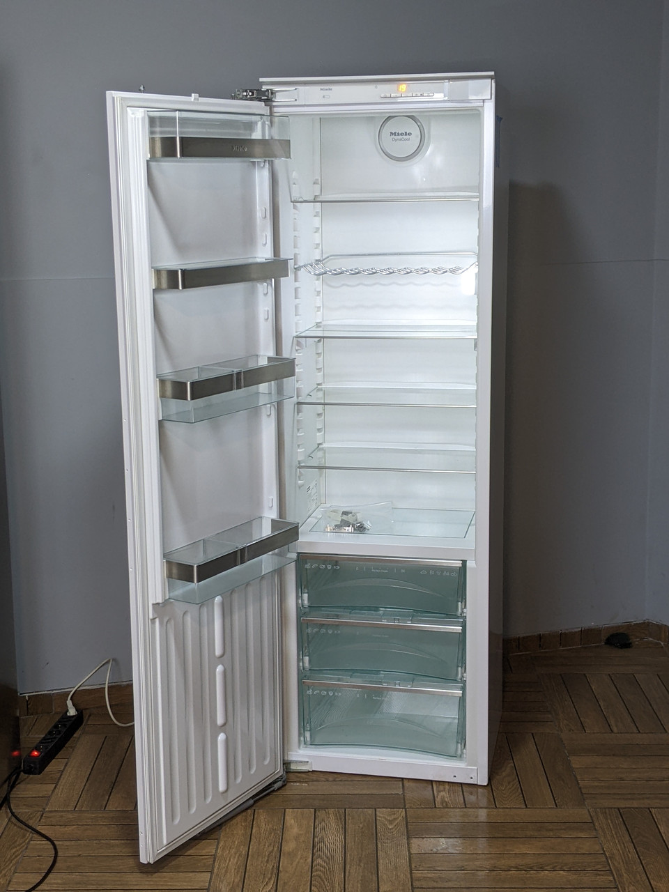 Вбудований холодильник Miele K 9757 iD