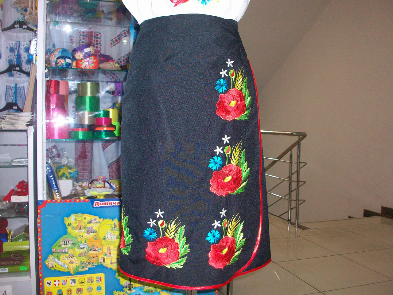 Плахта вишита з маками (спідниця на запах)