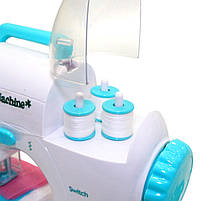 Іграшкова дитяча швейна машинка Sewing Machine білий захист рук світло 20*25*10 см (7920), фото 8