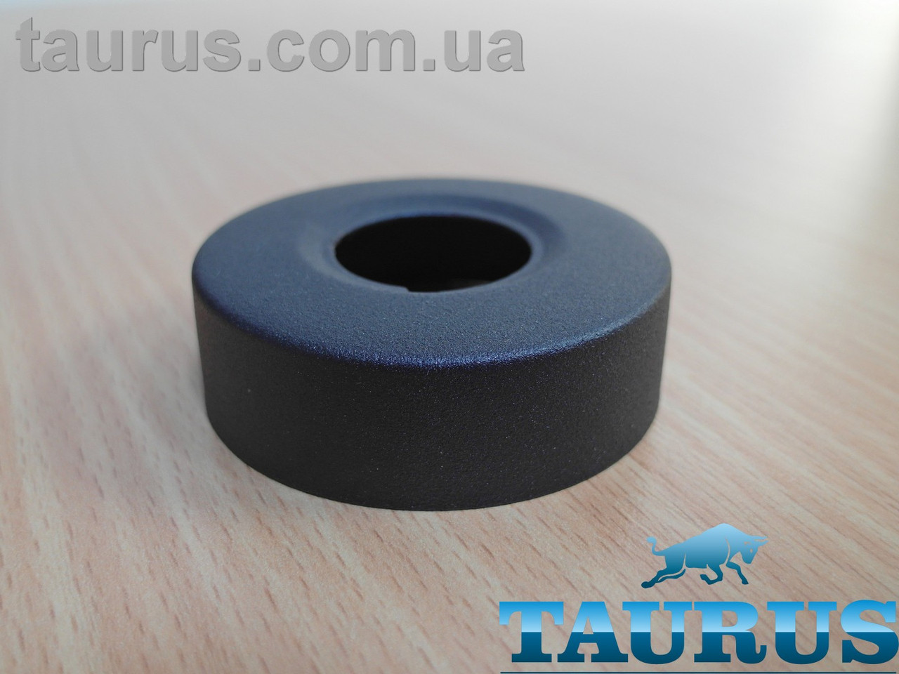Круглий чорний об'ємний фланець D60 / висота 20 мм black з нержавіючої сталі, внутрішній розмір 3/4" (D25 мм)
