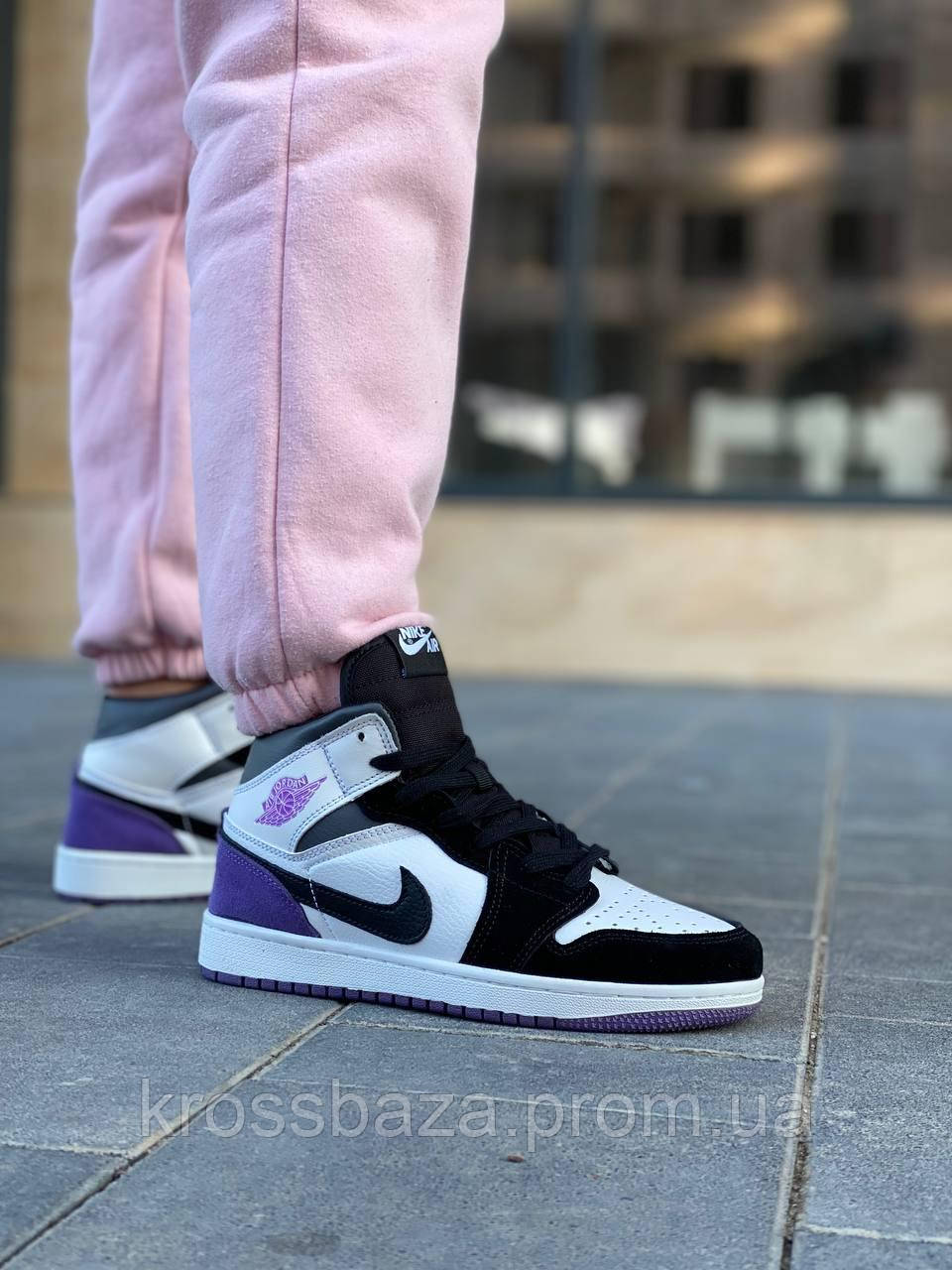 Купить Женские кроссовки черно-фиолетовые Jordan 1 Mid SE Purple ...