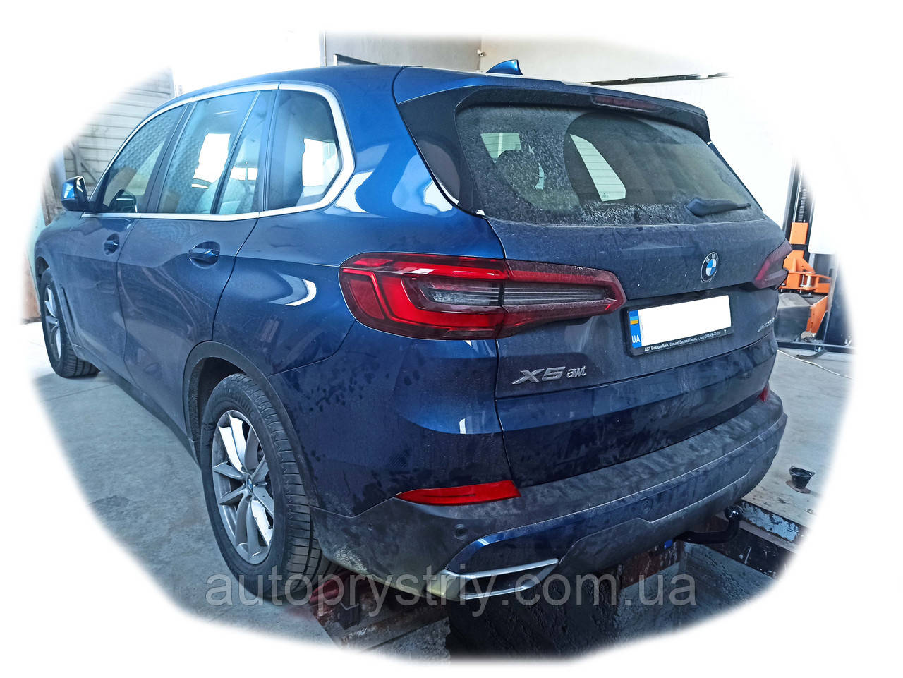 Фаркоп з'ємний на двох болтах BMW Х5 Кросовер (2019--)