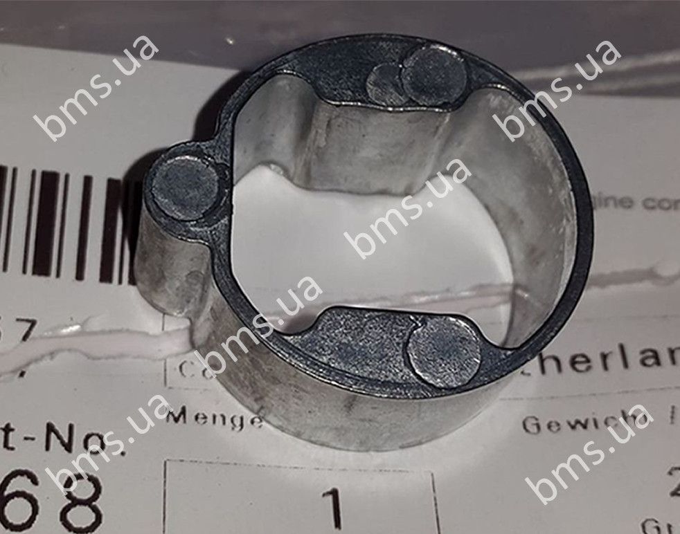 Втулка сталева направляюча форсунки двигуна DEUTZ 2137568