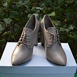 Шкіряні туфлі зі шнурівкою на високих підборах, фото 4