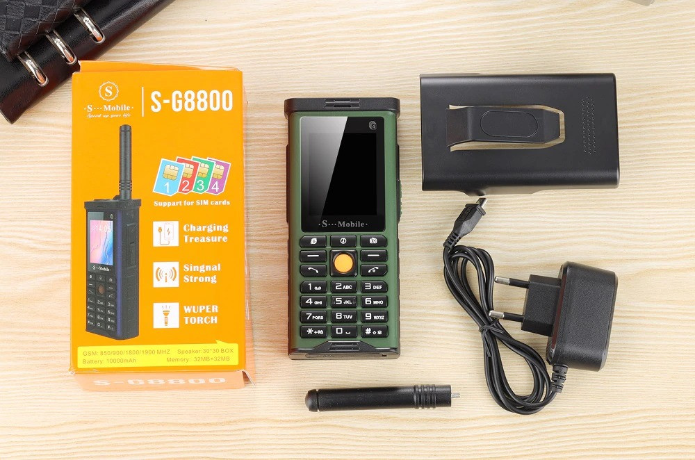 Телефон на 4 сим карты черный кнопочный с большим дисплеем и камерой H ...