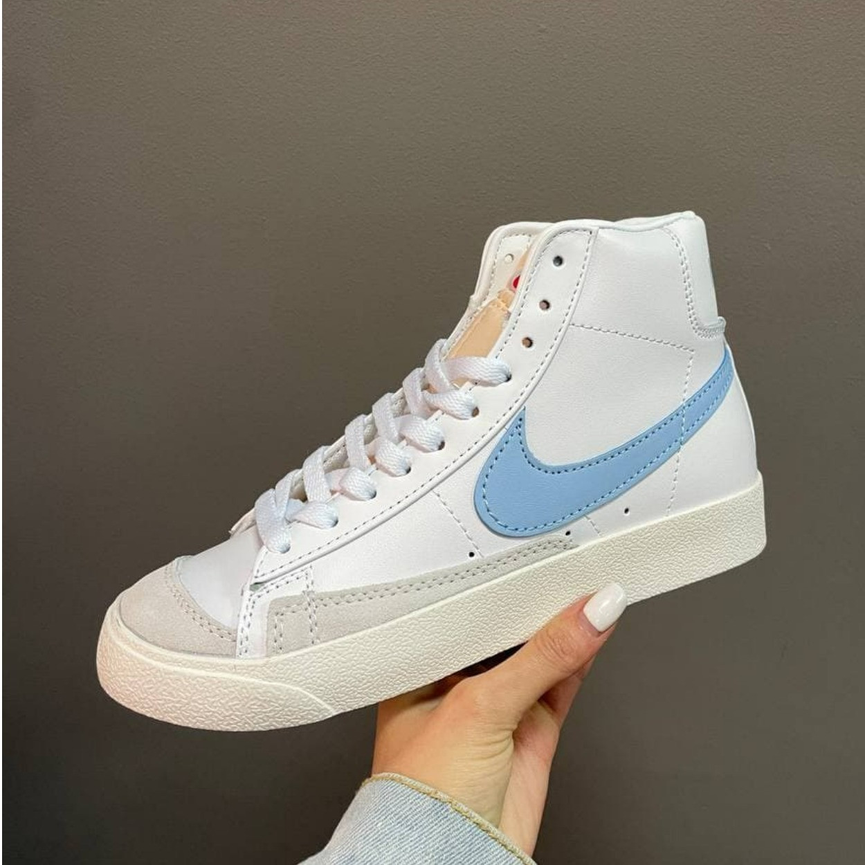 Кросівки жіночі Nike Blazer White Blue білі найк блейзер весна осінь високі демісезонні, фото 1