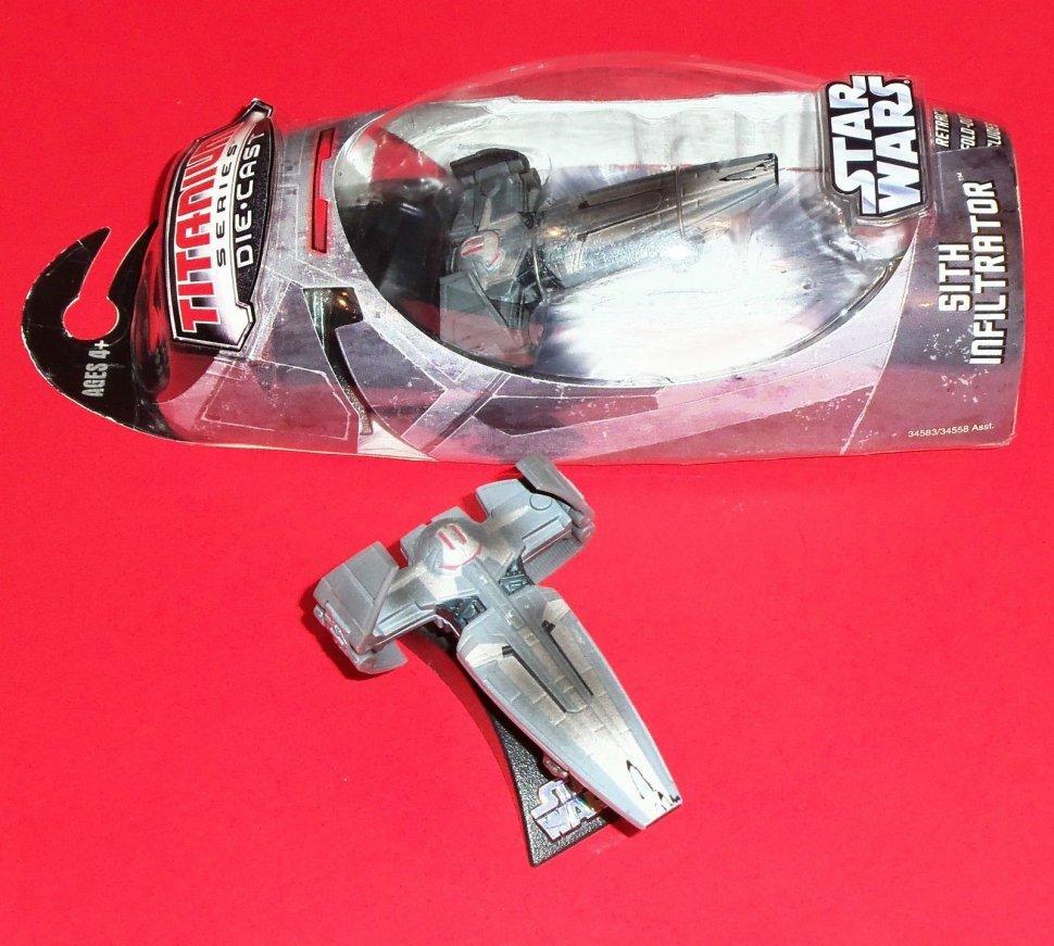 Фігурка Hasbro Star Wars DARTH MAUL'S SITH INFILTRATOR 2006