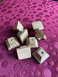 Меблева ручка з дерева  квадратна 30*30мм