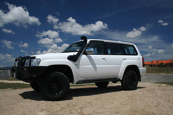 Виносний повітрозабірник для Позашляховика NISSAN GU PATROL Y61В Автомобільний Шноркель на Позашляховик