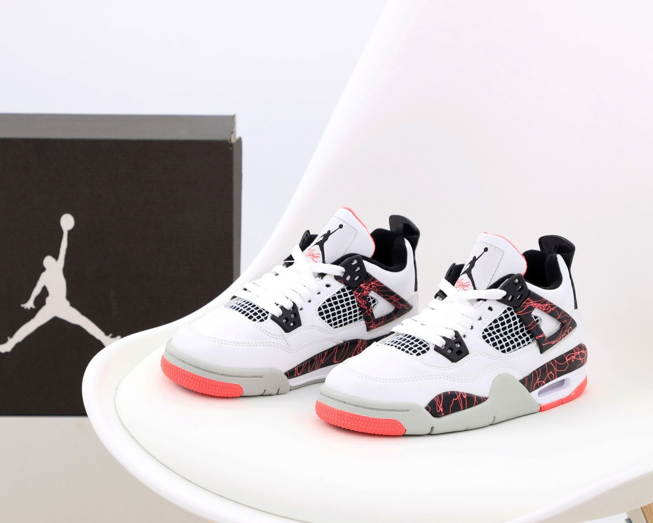 Air jordan 4 white black best sale bright crimson
