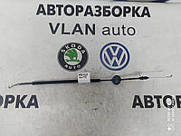 Трос замка двері (правий передній ) 1K4837086B VW Гольф 5