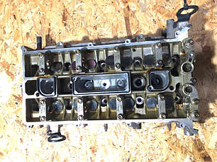 Головка блока циліндрів FORD