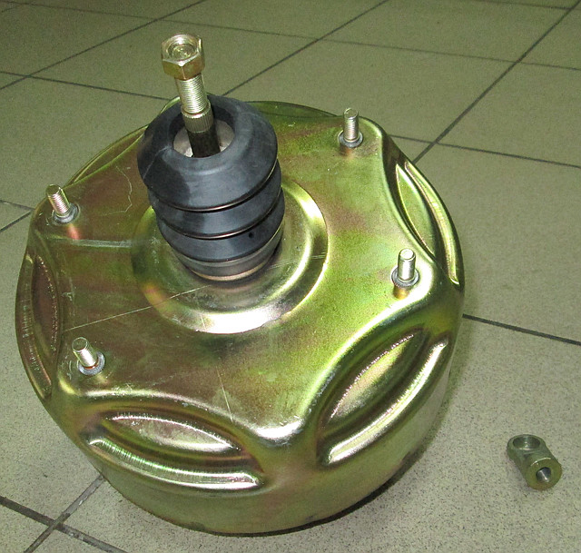 Підсилювач торм. вакуум. ГАЗ 31029, 2410