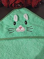 Детское полотенце махровое, плед с капюшоном 90 * 90см. зайчик цвет зелёный.