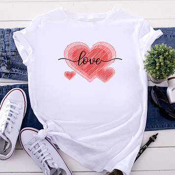 Жіноча футболка із серцем "Love"