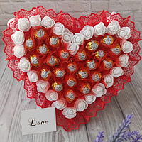 Сладкий букет из конфет для девушки женщины жены в форме сердца шоколадный подарок на день влюбленных святого