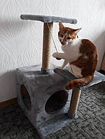 Ігровий комплекс "Маша" для кішок з кігтеточкою 36*46*80 см сіра з іграшкою