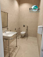 Настенный поручень, поручни из нержавеющей стали для людей с инвалидностью и пожилых. Зеркало в ванную комнату. музей, г. Днепр.  1