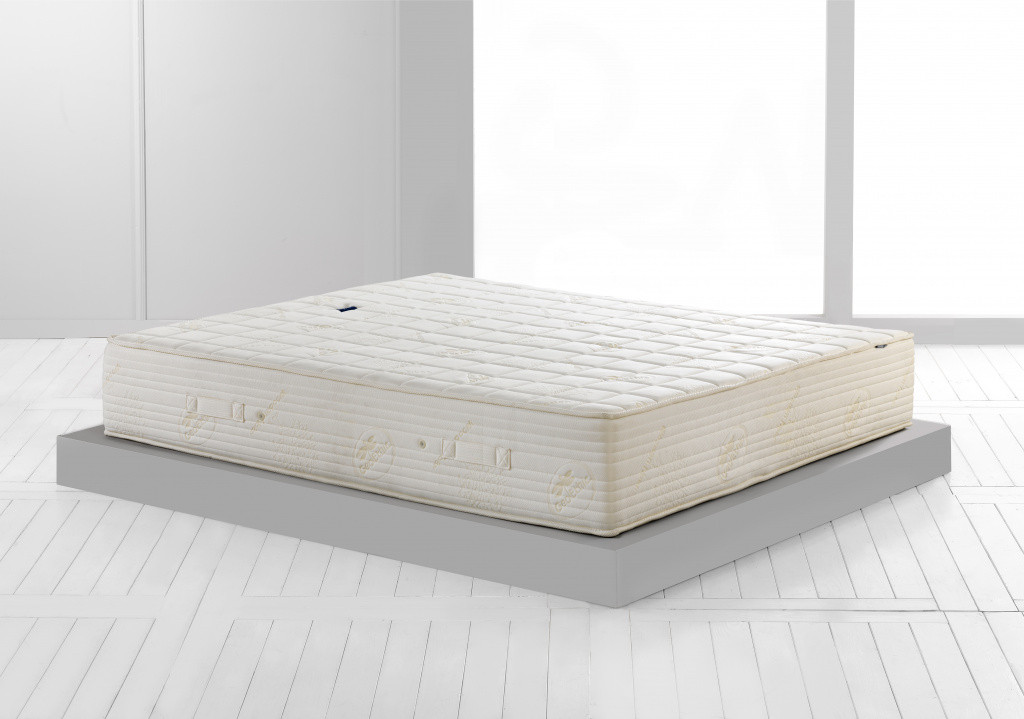 Матрац  Magniflex Natur Comfort H-30cm