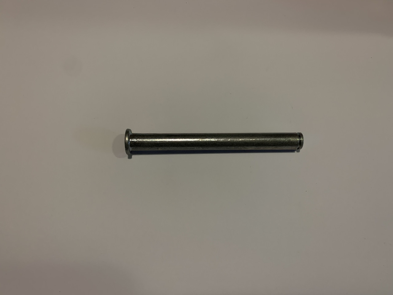 Вісь центральної підніжки Дельта