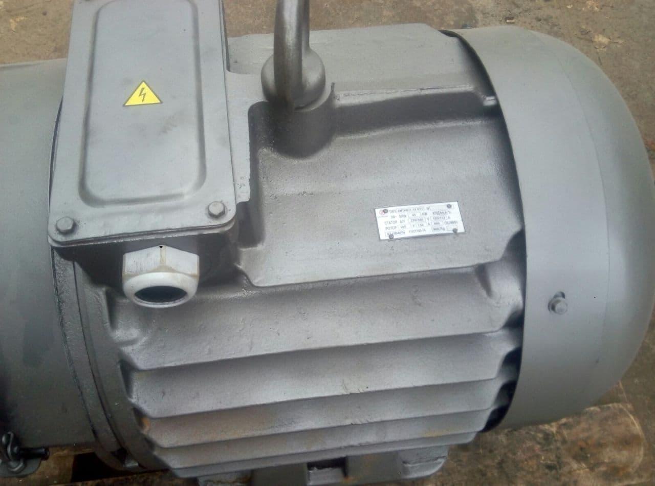 4MTH225L8 (електродвигун 4МТН225L8 37 кВт 725 об/хв)