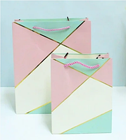 Пакети подарункові гігант вертикальний 30х47х12 см