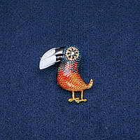 Брошка Тукан, ч / б емаль, сіра страза, золотистий метал 40х35мм + - купити біжутерію оптом в інтернеті