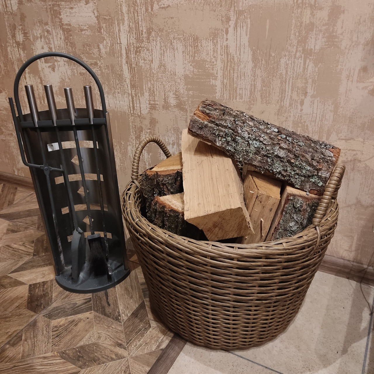 Корзина для дров на 45 л. Дровниця для каміну. Дровник для дому., ціна ...