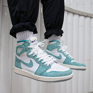 Кроссовки Nike Air Jordan 1 Retro High Turbo Green, цена: 2600