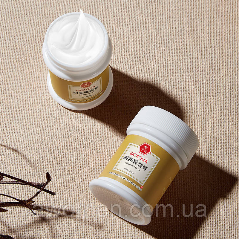 Уценка! Пом'якшувальний крем для огрубілої шкіри Bioaqua Chapted Cream 30 g (без коробки), фото 1