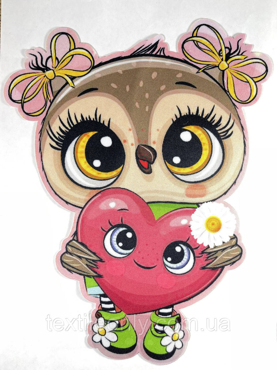 Нашивка Совеня з сердечком 200х260 мм