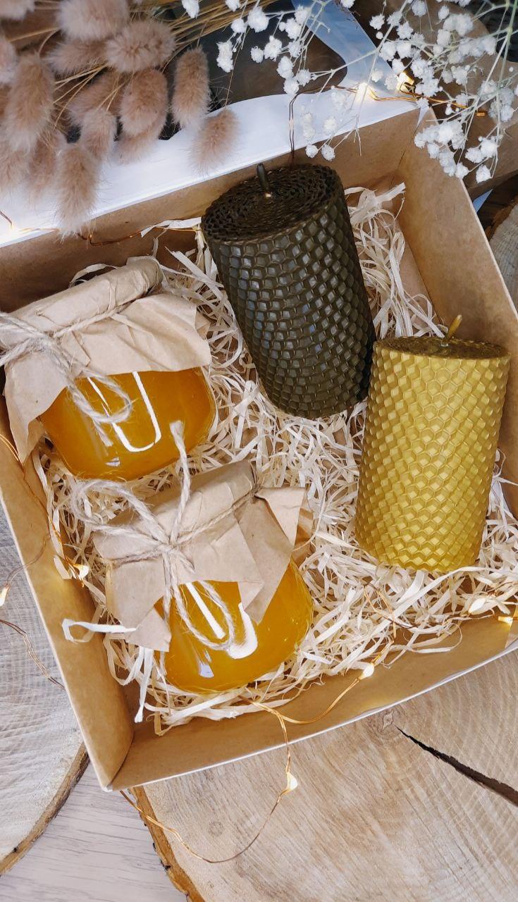 Подарунковий набір свічок з вощини ручної роботи та меду