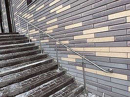 Перила для лестницы из нержавейки. Изготовление и установка перил на лестницу в г. Харьков, Медицинский Центр Ришон , ул. Піщана 11 1